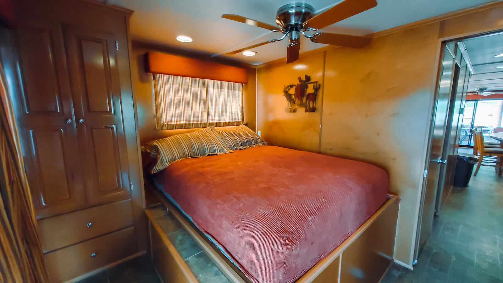 Monticello Bedroom S&S Boat Rentals